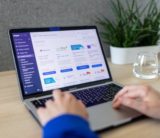 5 błędów w zdjęciach, przez które tracisz klientów w e-commerce – i jak ich uniknąć?